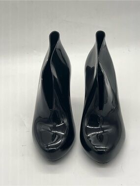 Melissa Ashanti Black High-Gloss Sculpted Ankle Booties